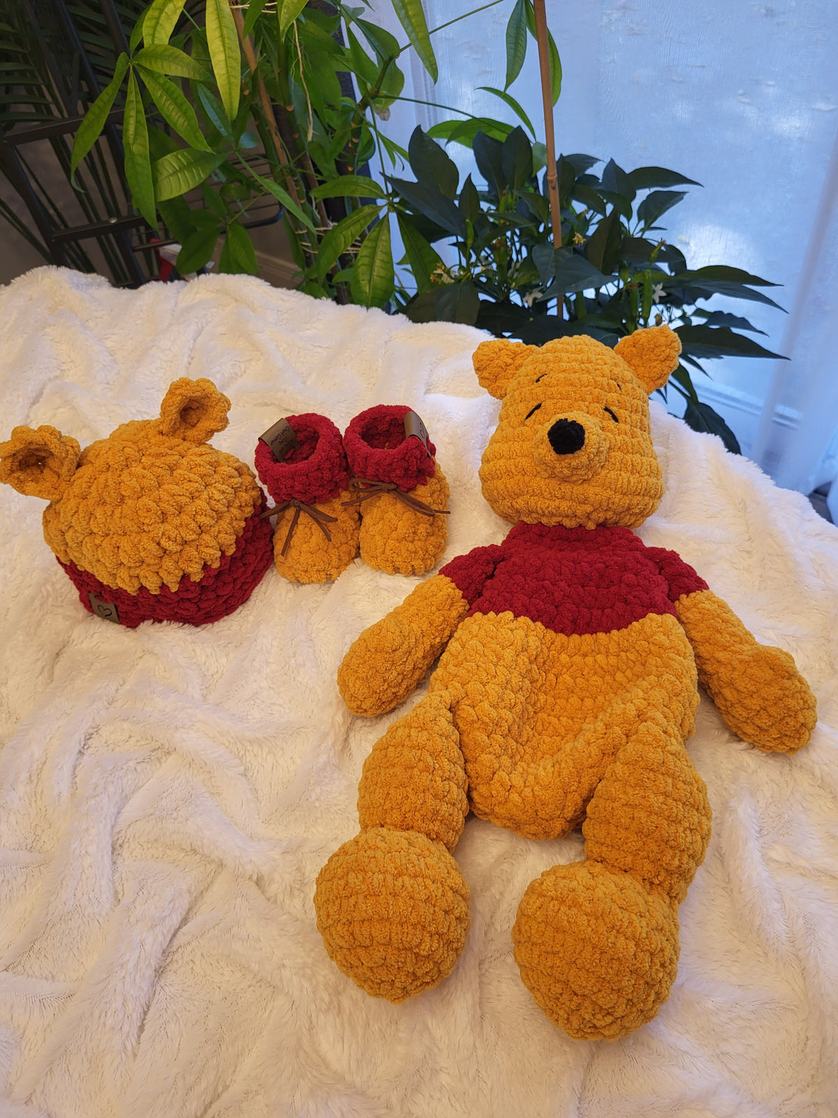 100 Acre Woods Hat & Booties Set